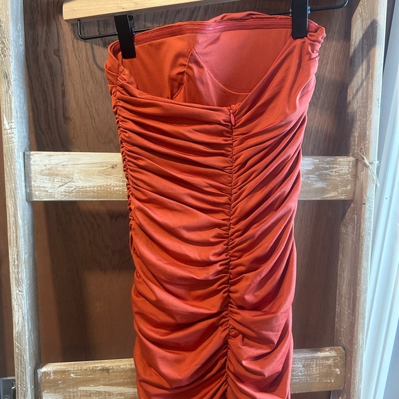 Oh Polly Ruched Orange Dress - Picture 3 of 4